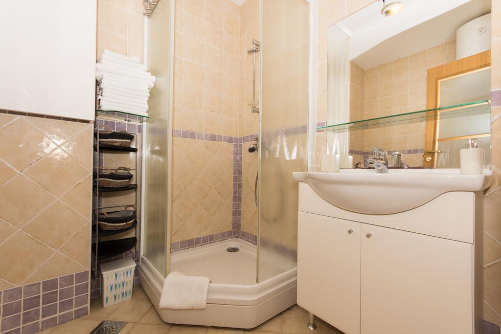 Apartment Labadusa Trogir Exterior foto